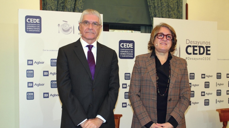 Isaías Táboas, presidente de Renfe, e Inmaculada Riera, directora general de Cámara de España. Foto M.J.