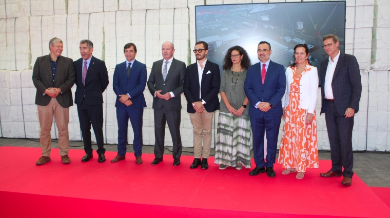 Desde la izquierda: Luc Hens, Finnlines; Gerardo Toro, Toro y Betolaza; Miguel Pardo, Grupo Grimaldi; Ricardo Barkala, AP de Bilbao; Sebastiano Cirnigliaro, Grimaldi Group; Patricia Betolaza, Toro y Betolaza; Gorka Zabala, Toro y Betolaza; Evelyne Duthieuw, PSA Zeebrugge; Yves de larivière, Antwerp Euroterminal. Foto J.P.