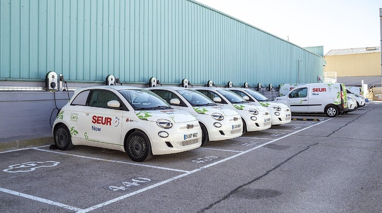 El hub, ubicado en Prologis Park Coslada, cuenta con un total de 20 cargadores para furgonetas y turismos, con posibilidad de ampliación.