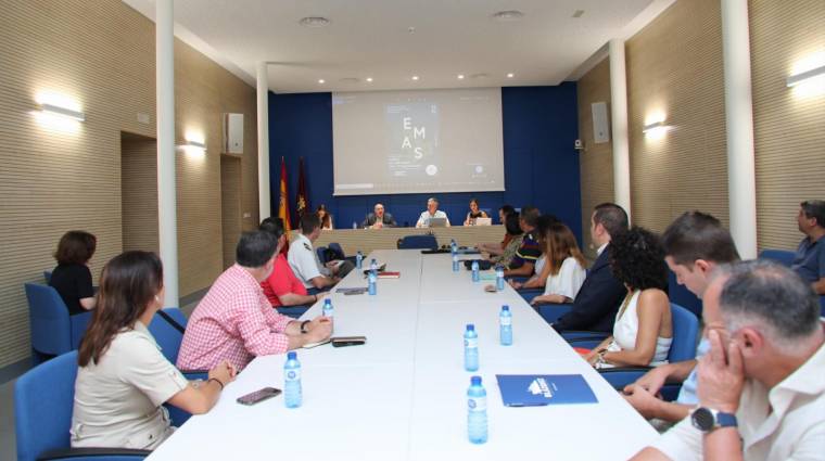 Un momento del I Encuentro de Verano promovido por la Autoridad Portuaria de Cartagena.