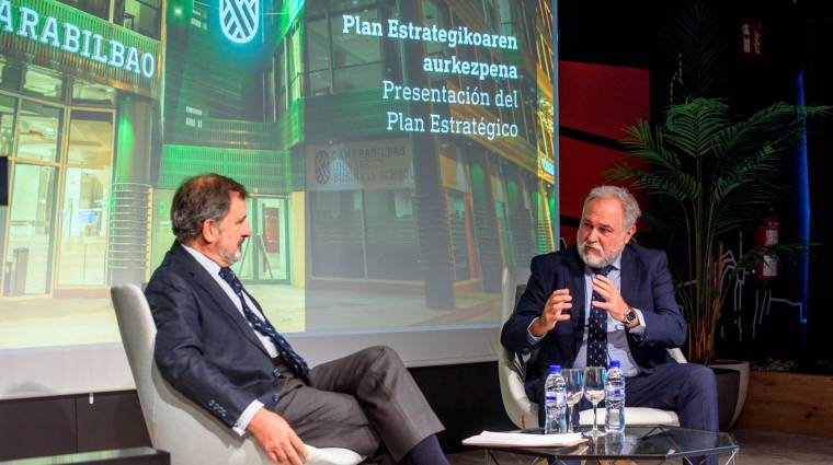 El presidente de Cámarabilbao, José Ignacio Zudaire (derecha) considera que la entidad mantiene una “excelente posición” para favorecer la colaboración público-privada.
