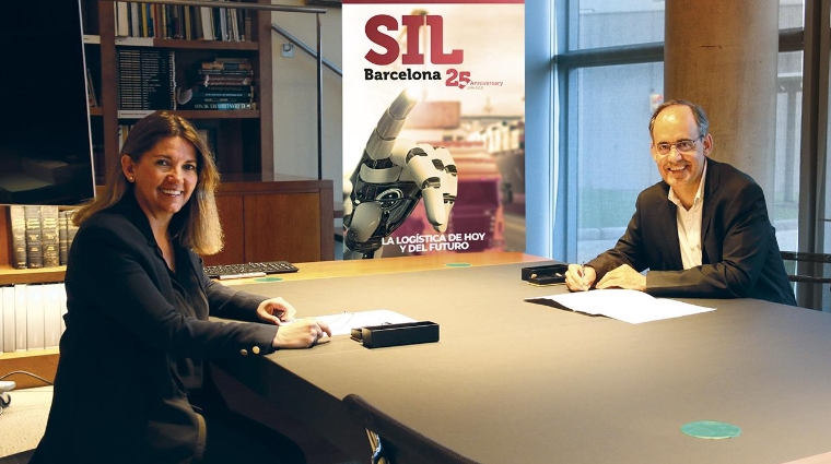 Blanca Sorigué, directora general del CZFB y del SIL; y Miquel Serracanta, Board Member del CSCMP.