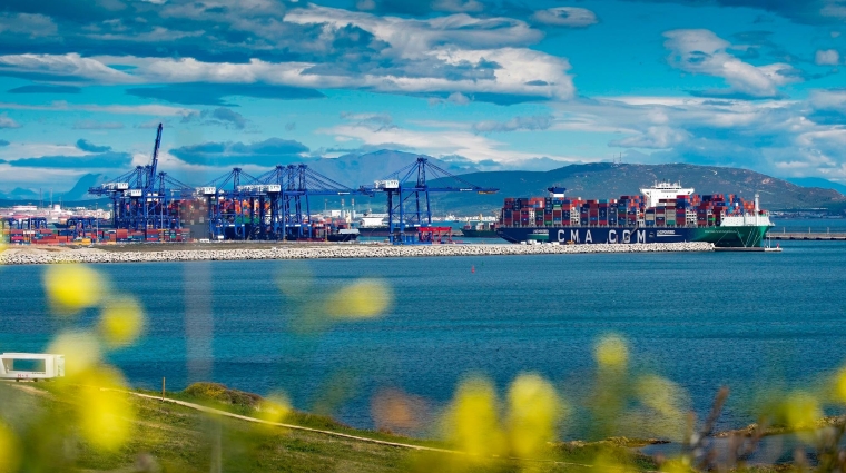 Los graneles, la mercancía ro-ro y el suministro a buques impulsan los tráficos del Puerto de Algeciras