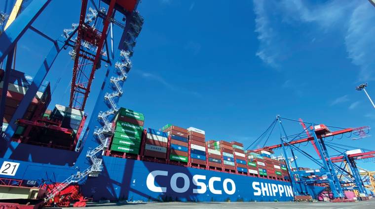 En el mes de marzo, las instalaciones españoles de COSCO Shipping Ports gestionaron 273.400 TEUs.