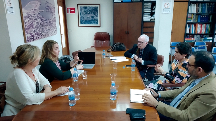 Representantes de la APV, ATEIA-OLTRA Valencia y FETEIA-OLTRA durante el encuentro.