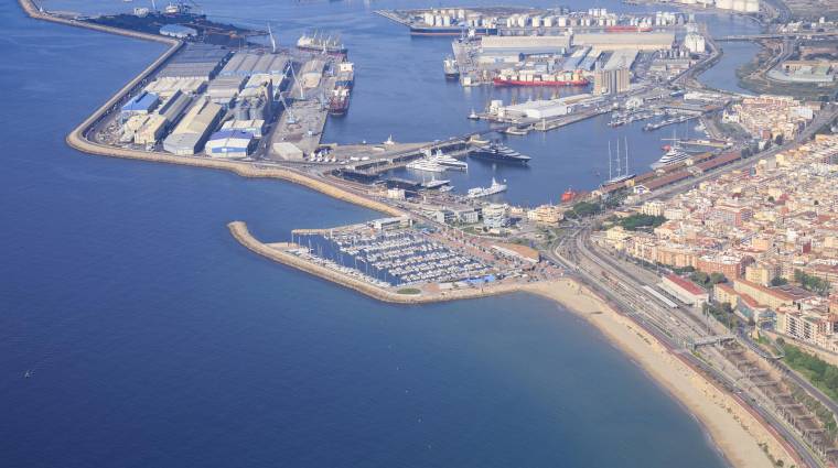 Los tráficos marítimos en el Port de Tarragona se incrementan un 7,1% respecto a mayo del año anterior.