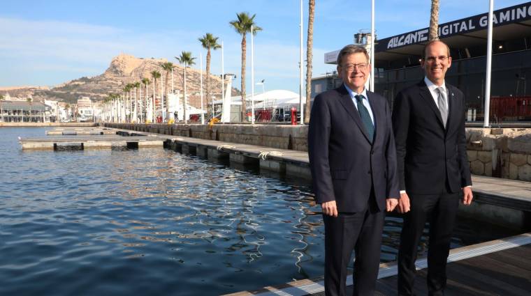 Ximo Puig, presidente de la Generalitat Valenciana, y Richard Brisius, presidente de la Ocean Race.