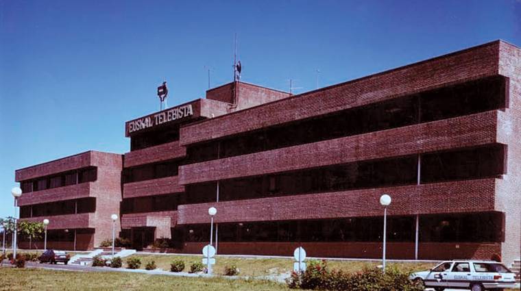 Fotografía de archivo de la antigua sede de ETB que acogerá el centro logístico.ística
