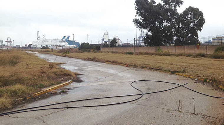 La APV continu&oacute; ayer con las labores de limpieza del terreno.