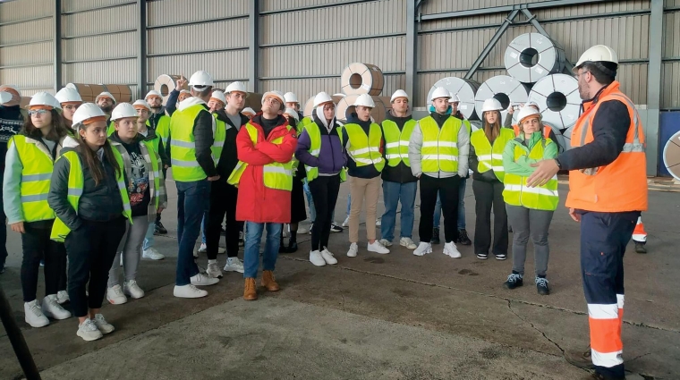 La Autoridad Portuaria de Marín y Ría de Pontevedra colabora activamente con el desarrollo educativo y profesional de los jóvenes del entorno.