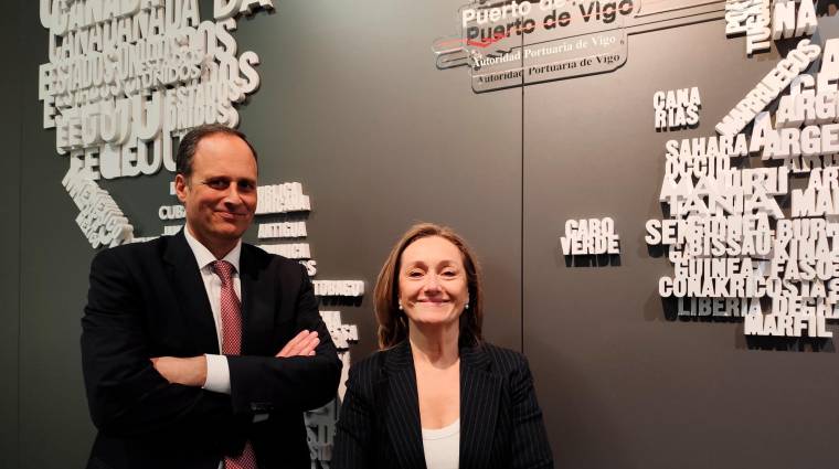 El presidente de la Autoridad Portuaria de Vigo, Carlos Botana, y la vicepresidenta de la Diputación de Pontevedra, Luisa Sánchez.