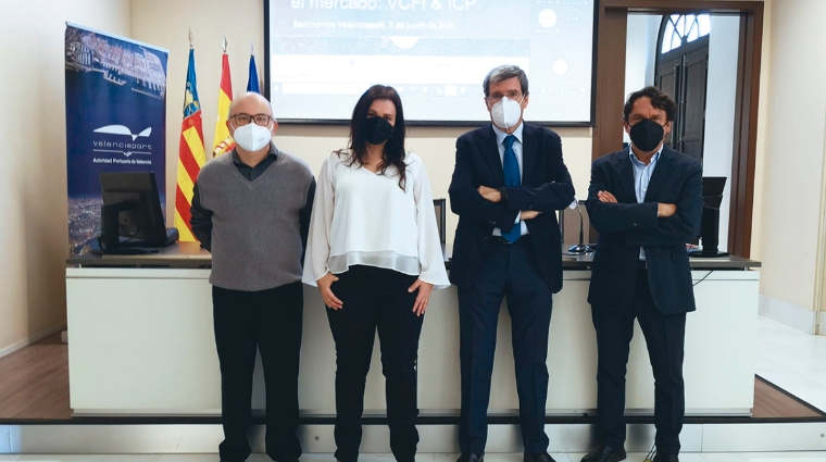 Desde la izquierda: Vicente Pallard&oacute;, profesor de Econom&iacute;a Aplicada de la Universitat de Valencia; Amparo Mestre, directora de Inteligencia de Mercado de la Fundaci&oacute;n Valenciaport; Aurelio Mart&iacute;nez, presidente de la APV; y Antonio Torregrosa, director general de la Fundaci&oacute;n Valenciaport.