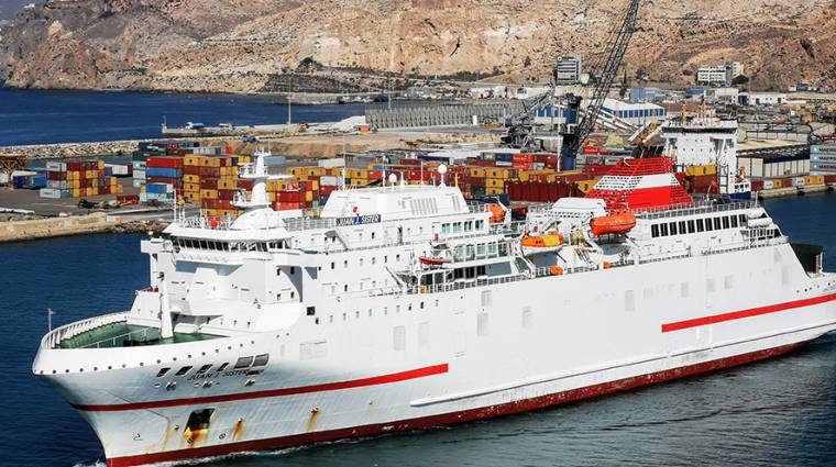 El Puerto de Almer&iacute;a reinicia el servicio de pasajeros con Melilla