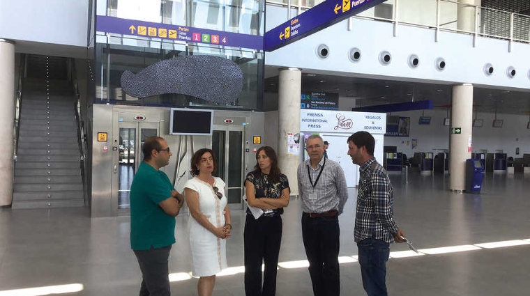 El director general de Aerocas, Joan Seraf&iacute; Bernat, y la directora de Edeis-Aeropuerto de Castell&oacute;n, Ivana Guinot, mantuvieron ayer un encuentro con la subdelegada del Gobierno en Castell&oacute;n, Soledad Ten, en el que se acord&oacute; reforzar la coordinaci&oacute;n en materia de seguridad de las instalaciones.