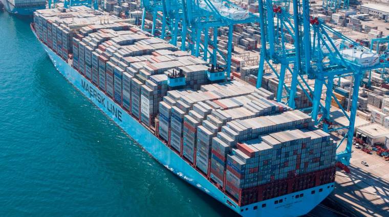 Maersk prevé una bajada en el ritmo de crecimiento de la demanda mundial de contenedores.