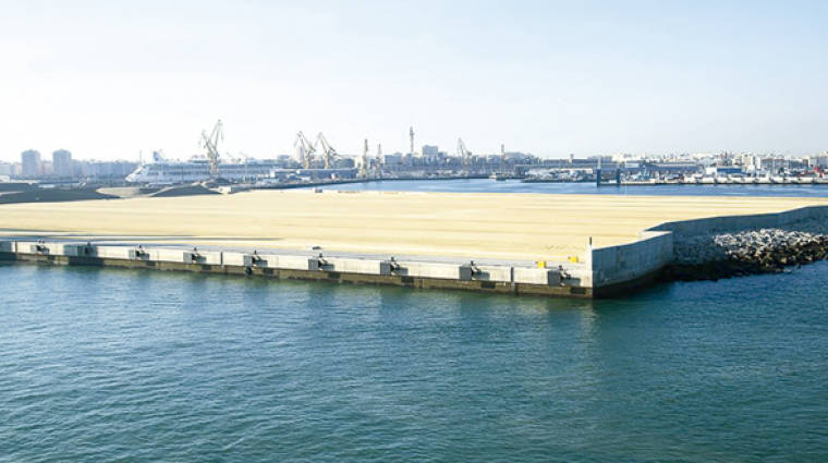 La puesta en marcha de la nueva terminal de contenedores del Puerto de C&aacute;diz est&aacute; prevista a finales del pr&oacute;ximo a&ntilde;o.