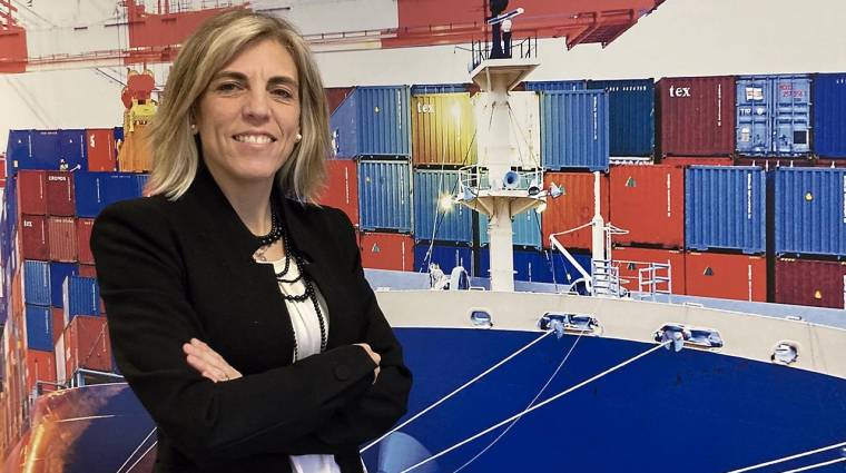 Clàudia Parera atesora una experiencia de más de 25 años en el sector marítimo y logístico.