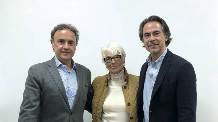 De izquierda a derecha: Gabriel Jené, presidente de Barcelona Oberta; Nuria Paricio, directora de Barcelona Oberta; y Alfredo Serrano, director de CLIA en España.