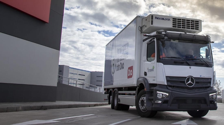 DIA se une con Daimler Truck España y la empresa de transporte Lotemfri Grupo Logístico para este proyecto.