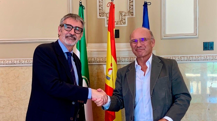 Francisco Piniella, rector de la Universidad de Cádiz, Carlos Rubio, presidente de la Autoridad Portuaria de Málaga.