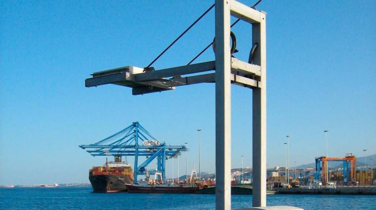 REDMAR consta de 41 estaciones desplegadas en los puertos españoles de interés general operativas desde 1992. En la imagen, mareógrafo de la red en Las Palmas.