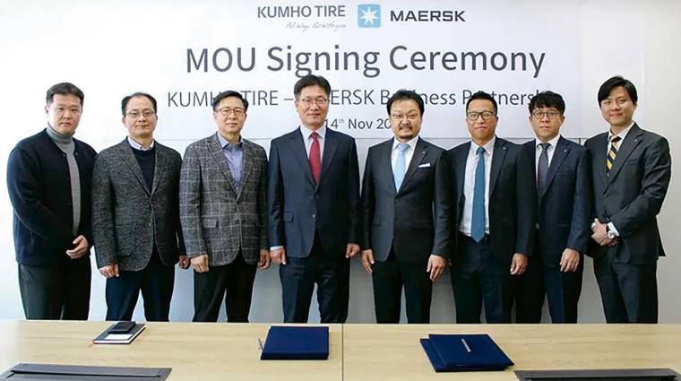La firma tuvo lugar la semana pasada en la sede de Kumho Tire en Jongno-gu, Seúl.