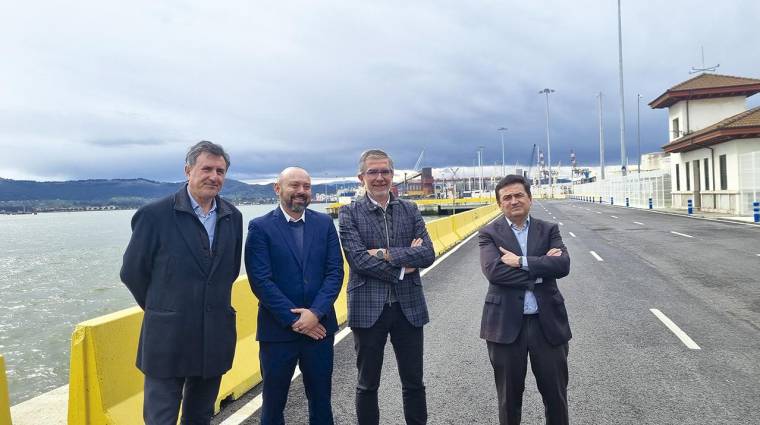 Díaz ha compartido la experiencia del puerto de Santander en el desarrollo de proyectos de innovación.