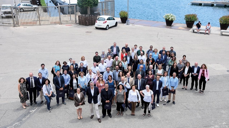 Foto de familia de los asistentes a la celebración del 10º Aniversario de Aportem.