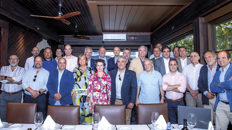 Miembros de Propeller Madrid durante la Asamblea General celebrada hoy.