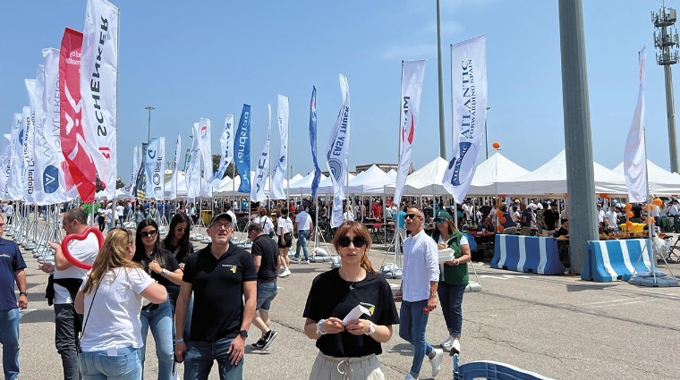 Casi 4.000 logísticos se dan cita en Barcelona en una nueva edición de la Fiesta de la Logística de Barcelona.