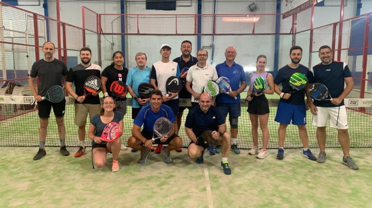 Participantes en el Torneo de Pádel de Propeller Valencia.