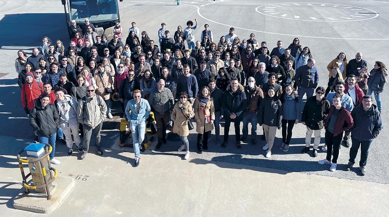 Estudiantes de EDEM y jóvenes colegiados de la Ingeniería de Caminos, Canales y Puertos han visitado el Puerto de Valencia.