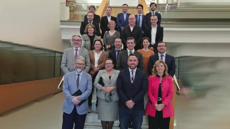 El Consejo de Administración de la Autoridad Portuaria de Castellón ha aprobado las bonificaciones singulares y estratégicas para el próximo año para favorecer la competitividad de sus empresas y captar nuevos tráficos.