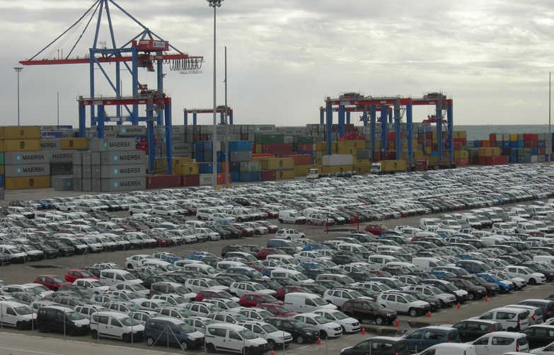 El tr&aacute;fico de veh&iacute;culos en el Puerto de M&aacute;laga creci&oacute; un 275% hasta octubre