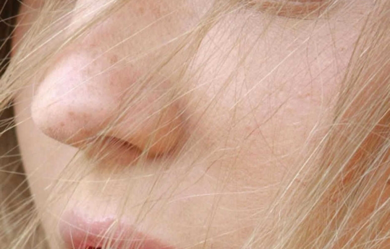 PUBLI- REPORTAJE: Roque G&aacute;mbaro Royo presenta su primera novela &lsquo;Cuatro lunas con Laura'