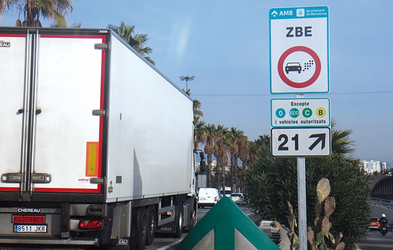 El sector de transporte urbano de mercanc&iacute;as de Barcelona, con la ampliaci&oacute;n de la moratoria, dispone hasta julio de 2021 para cumplir con la normativa de la ZBE. Foto Mavi Guirao.