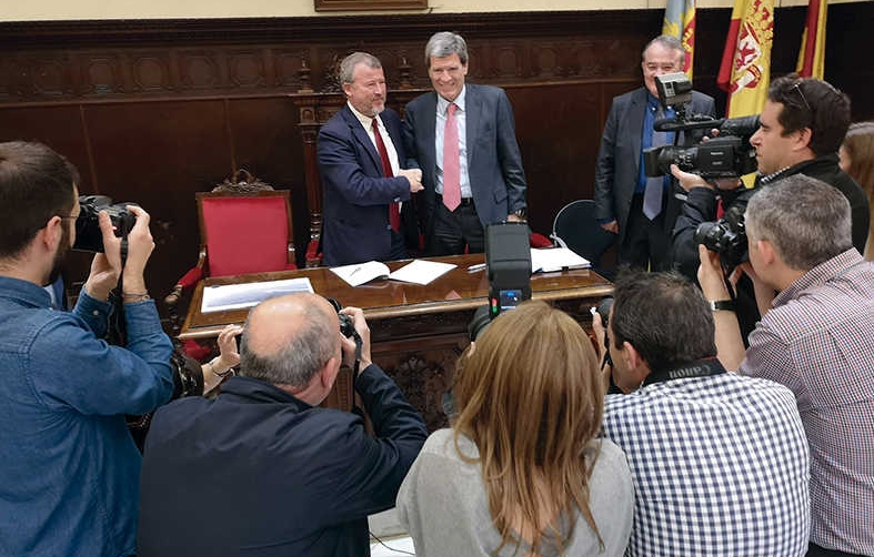 La APV aportar&aacute; seis millones de euros para rehabilitar el pantal&aacute;n de Sagunto