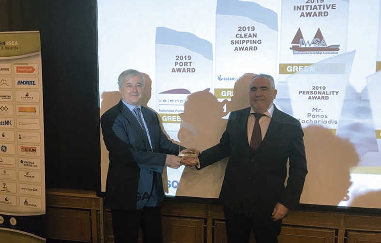 Federico Torres, director de Medio Ambiente y Seguridad de la APV y Francesc S&aacute;nchez, director general de la Autoridad Portuaria de Valencia (APV).