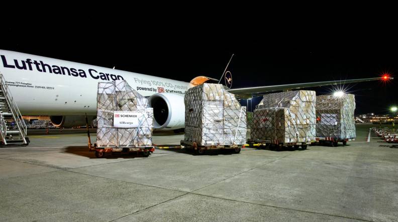 Lufthansa Cargo cancela sus operaciones de carga en tránsito en Fráncfort por un brote de COVID
