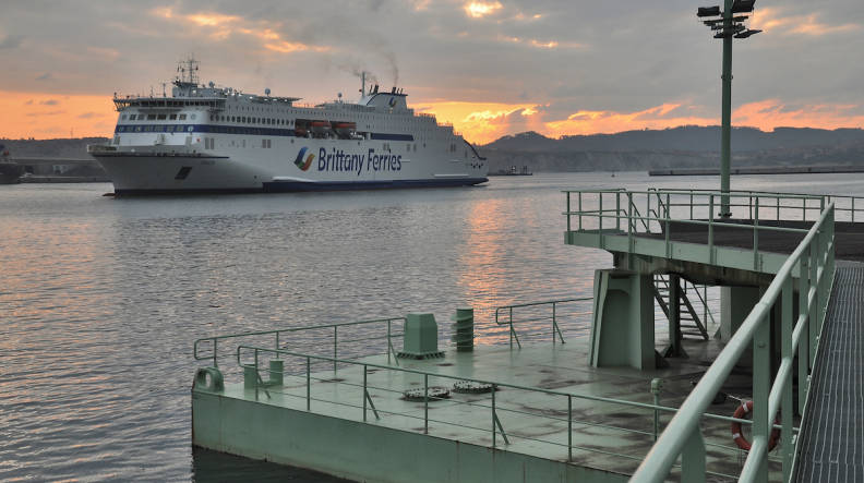 Brittany Ferries y CMA CGM forman una alianza para pasajeros y mercanc&iacute;as