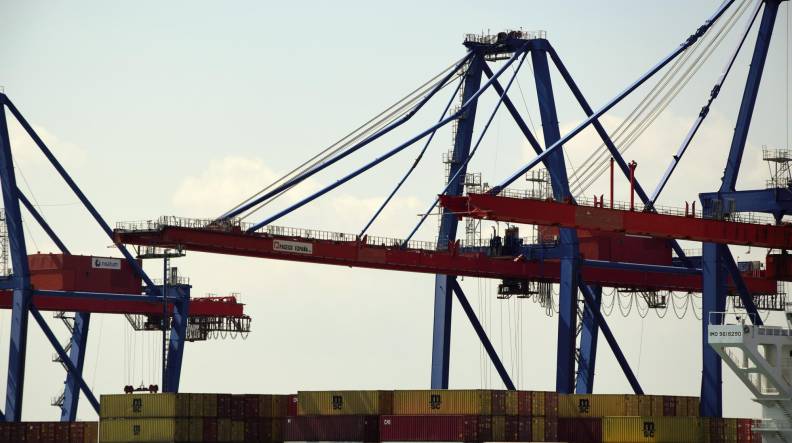 Valenciaport refuerza su alianza con las empresas exportadoras