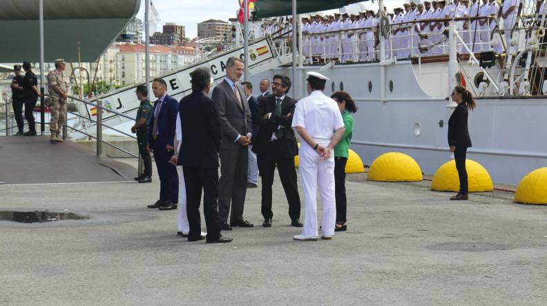 Felipe VI comparte con el Puerto de Santander la ilusión por su futuro en su 150 aniversario