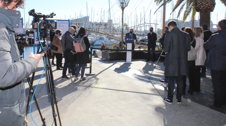 Port Vell estrena las nuevas islas climáticas