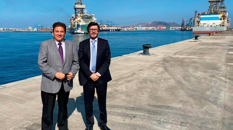 El Puerto de Las Palmas muestra a Rodríguez Dapena su potencial para la industria eólica offshore