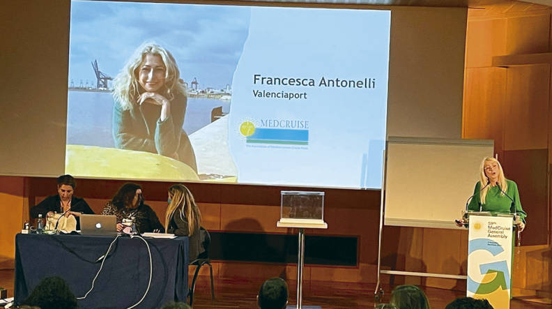 Francesca Antonelli, responsable de cruceros de la APV, elegida vicepresidenta de MedCruise