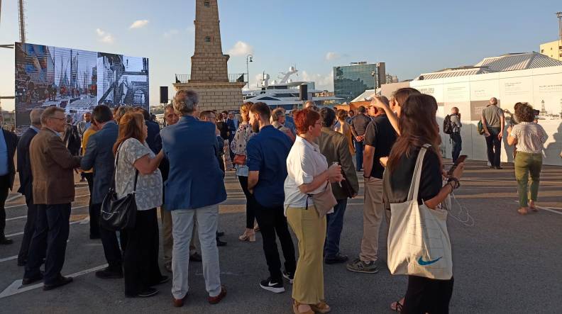 La comunidad portuaria de Barcelona celebra los 250 años de la Torre del Rellotge