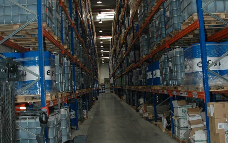 DBK alerta de una ca&iacute;da de la facturaci&oacute;n de los operadores log&iacute;sticos en 2013 del 2,5%