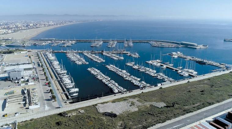 Actualmente el Puerto de València dispone de dos áreas para la práctica náutico-deportiva.