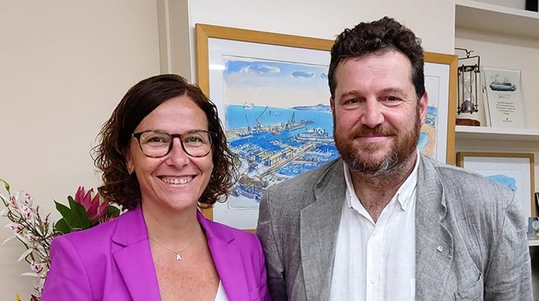 La nueva directora general de Ports de la Generalitat, Annabel Moreno, junto a Marc Sanglas, secretario de Mobilitat i Logisitca de la Generalitat de Catalunya.