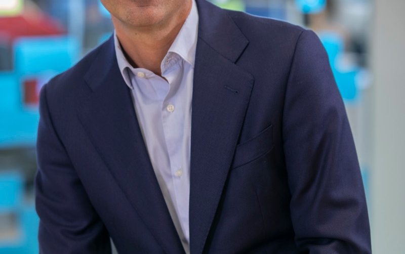 Vicente Moll&aacute;.